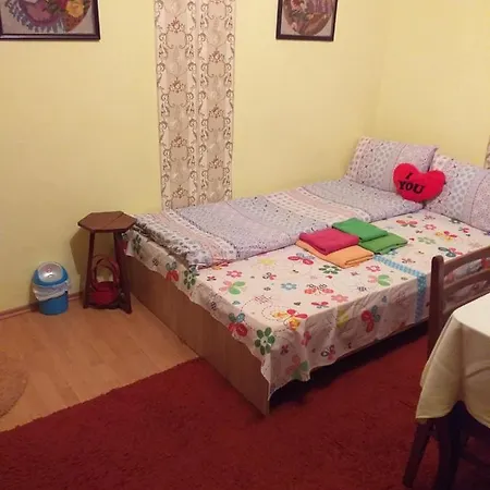 Apartment Cleopatra